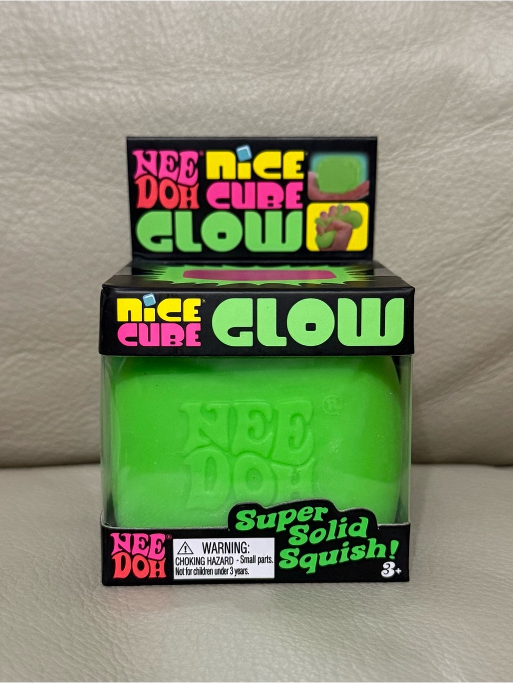 NEW NeeDoh Nice Cube Glow In The Dark Schylling Authentic GREEN